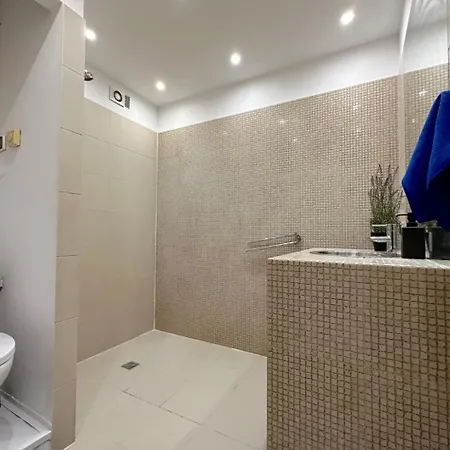 ホームステイ Deer - 5 Minutes To Molo & Seaside *