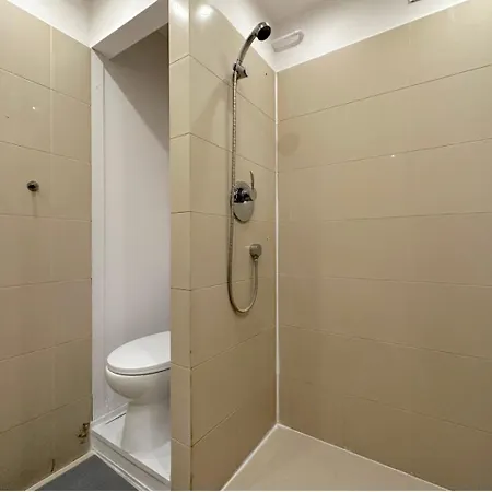 Deer - 5 Minutes To Molo & Seaside